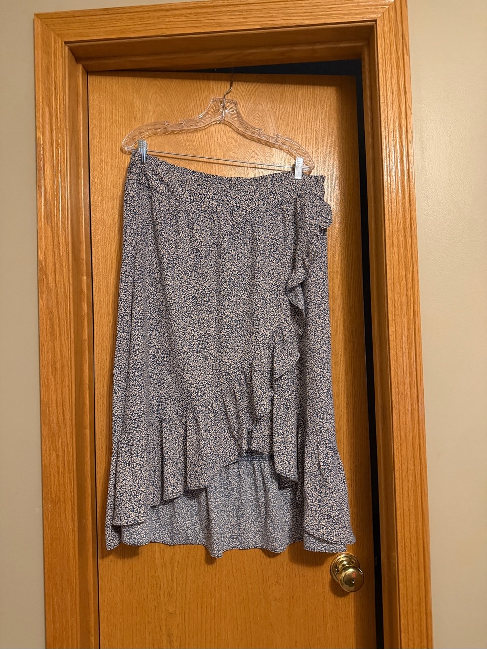 LC Lauren Conrad Navy Floral High-Low Ruffle Skirt